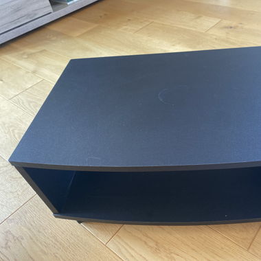 Meuble tv sur rouelletes/ table basse