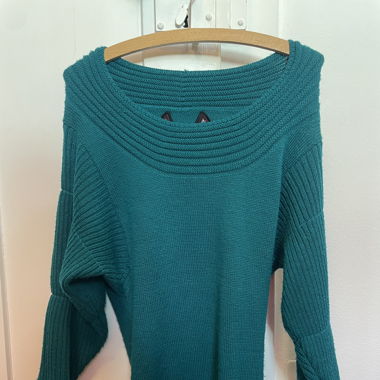 turquoise sweater 