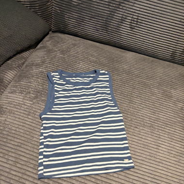 Gestreiftes Top