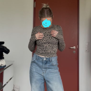Leo Shirt von Bershka