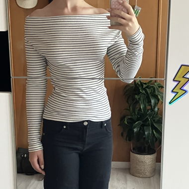 strteen - off the shoulder langarm