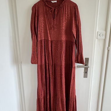 Vestito estivo in burnt orange / rust