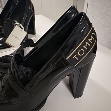 Tommy Hilfiger Lack-Loafer Schwarz
