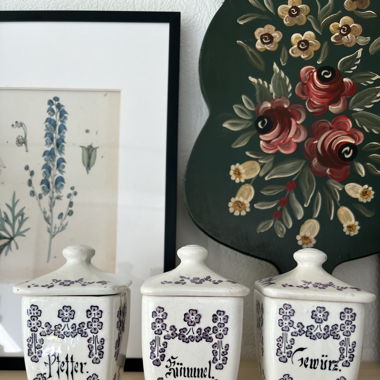 Vintage Spices container 