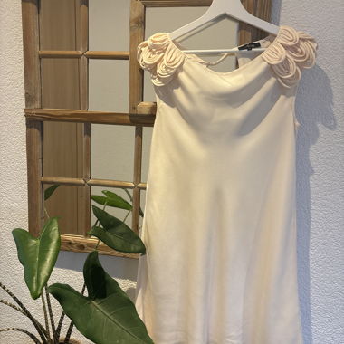 An’ge - Abito in chiffon con applicazioni di fiori 3D