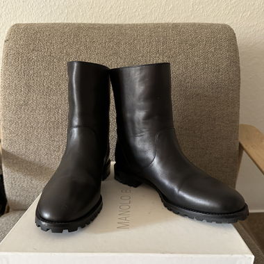 Manolo Blahnik Motosa