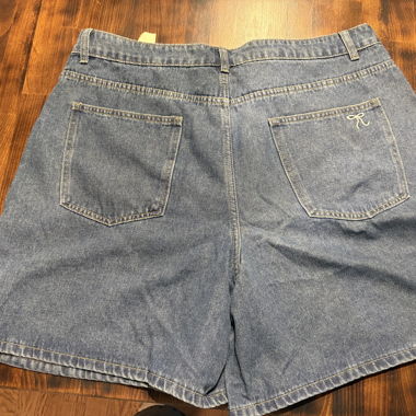 Short en jean bleu