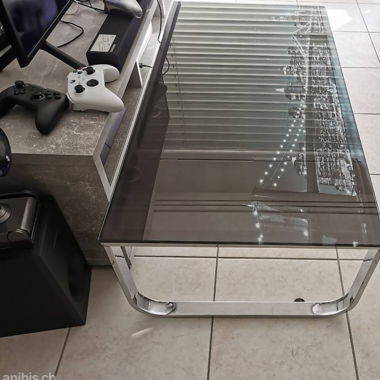 Table basse en verre