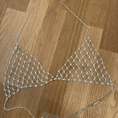 Top en chaîne de strass