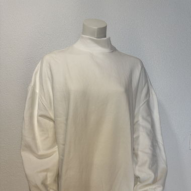 Kuscheliger Oversized-Pullover mit Stehkragen