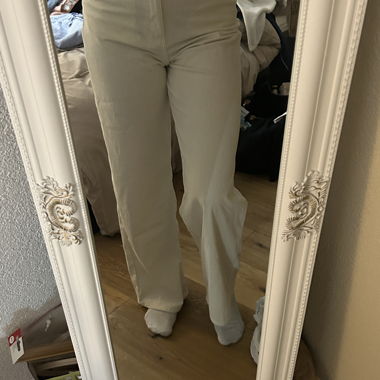 Beige Cord-Hose mit weitem Bein