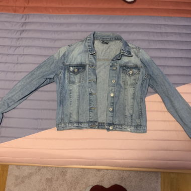 Light mid-season denim jacket
