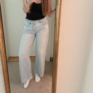 American Eagle wide leg jeans