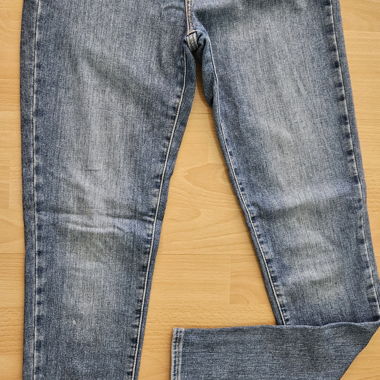 Levi's Premium Mile High Super Skinny Jeans W28