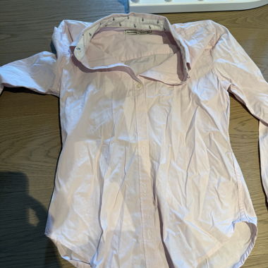 Abercrombie & Fitch pink shirt XS
