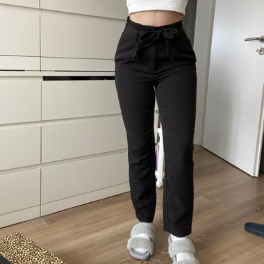 Schwarze Stoffhose