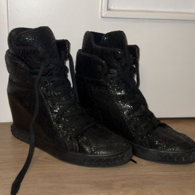 Sneakers con zeppa nere Casadei