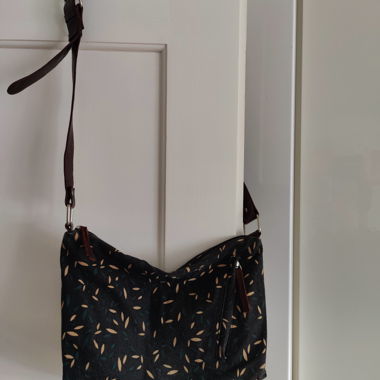 Sac à main de la marque claro (fair trade)