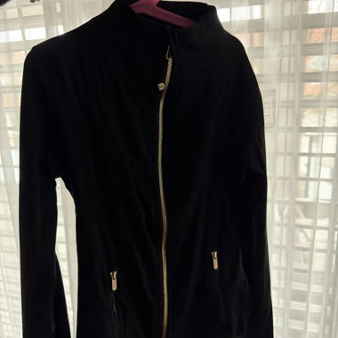 Giacca simile alla lululemon define
