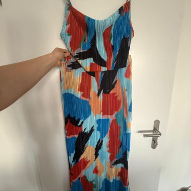 Completo Due Pezzi Plissettato con Stampa Colorata