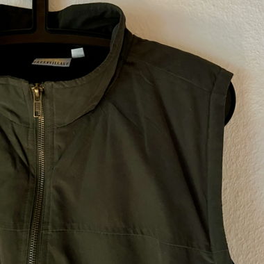 Grünes Gilet