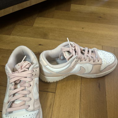 Nike Dunk Low “Light Soft Pink” 