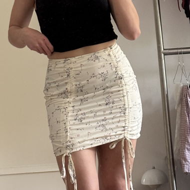 Missguided Petite Floral Skirt