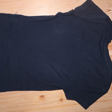 Schwarzes T-Shirt