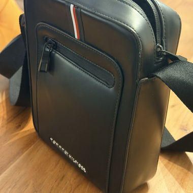 Borsa a tracolla Tommy Hilfiger