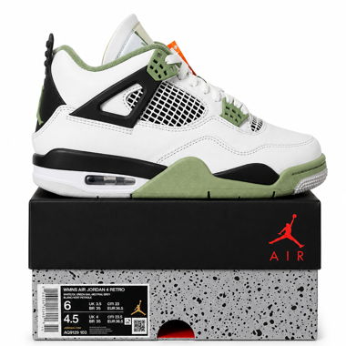 Air Jordan 4 Retro