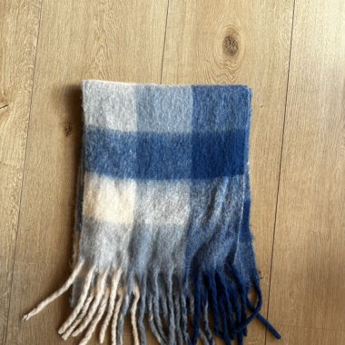 Blue & White scarf