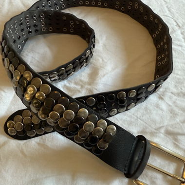 Ceinture à clous cool