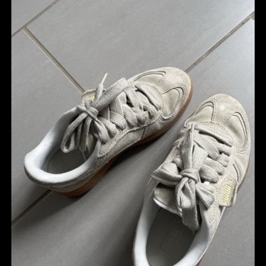 Puma Sneakers