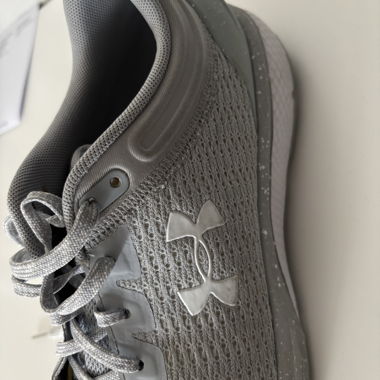Ander Armour Sportschuh