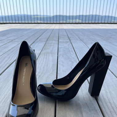 Eye-catching Pumps Size 36