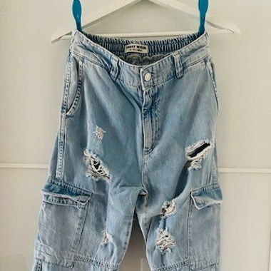 Jeanshose mit bündchen