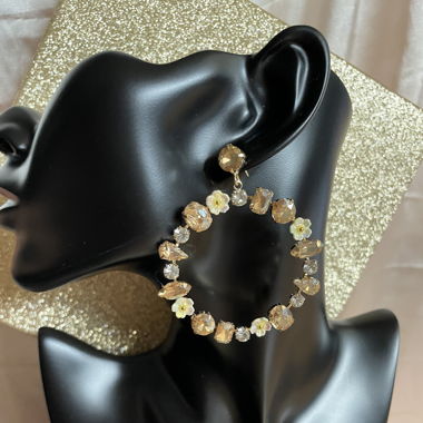 Beauftiful Flower Earrings 