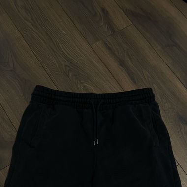 H&M kurze schwarze Hosen