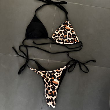 bikinis 