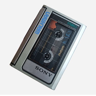Sony Walkman WM-2000 silver cassette player