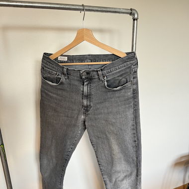 Levis 511 W33 L32