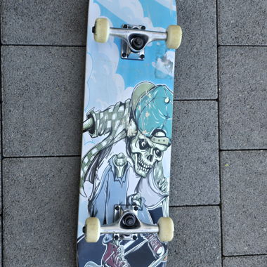 Skateboard