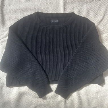 Black Cropped Knit Sweater