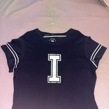 3-tshirt sitzten wie eine XL