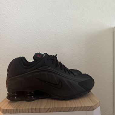Nike Shox R4 – Sneaker basse taglia 41 – come nuove