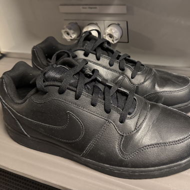 Nike Low Schwarz