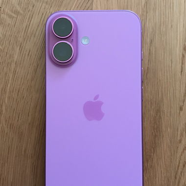 iPhone 16 Rose