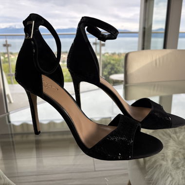Sandales à talon haut Bailey Mischka noires à paillettes