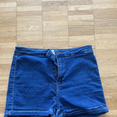 Kurze Jeans