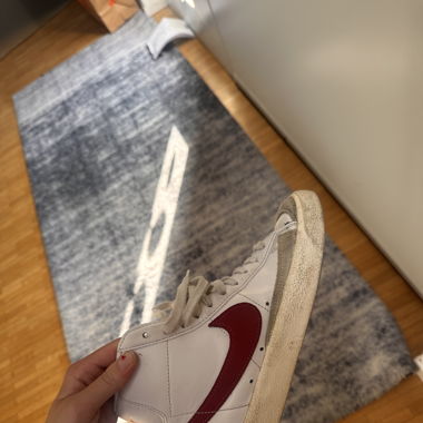 Nike Blazer Mid 77